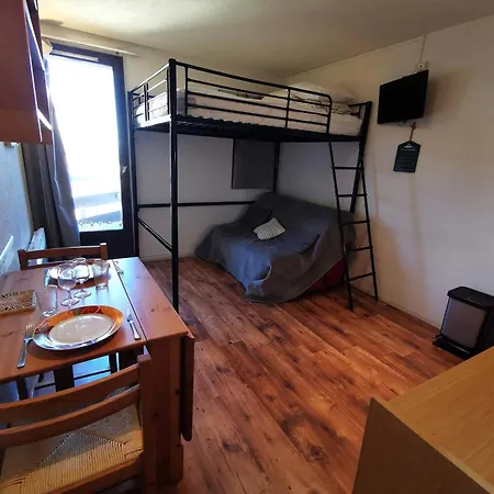 Confortable Au Pied Des Pistes, Belledonne - Fr-1-771-18 Les Adrets